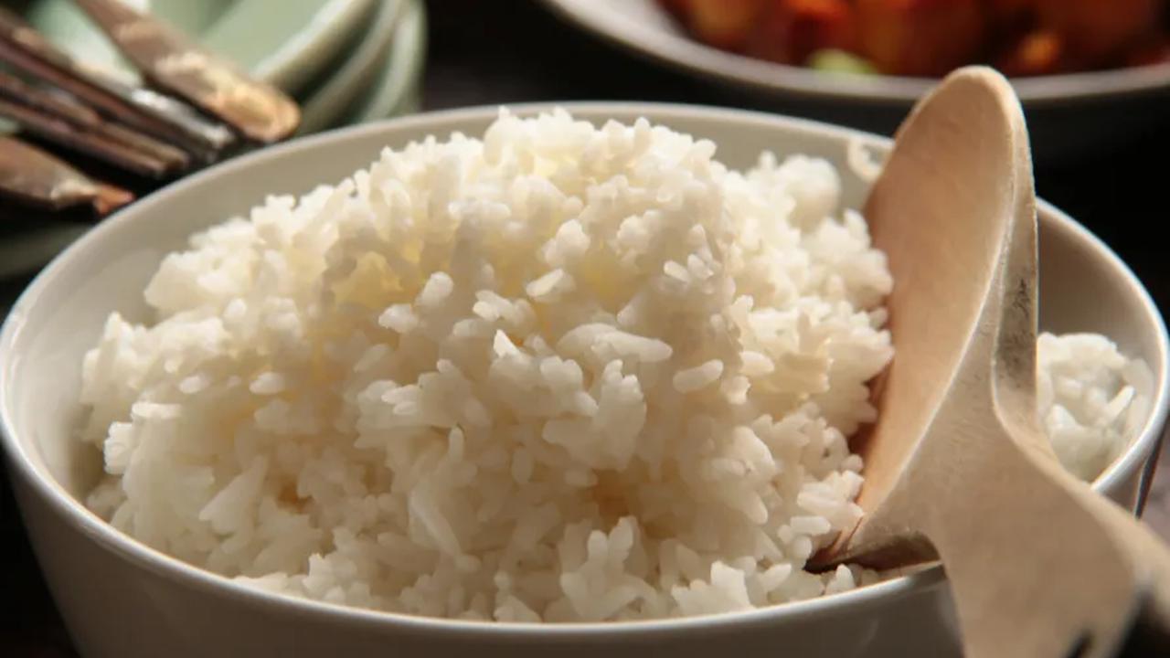 Makan Apa Saja yang Penting Ada Nasinya