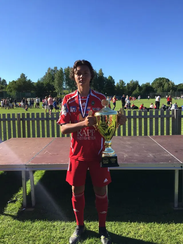 5 Fakta Nyoman Paul Aro, Wonderkid Indonesia yang Banting Setir Ikut Indonesia Idol