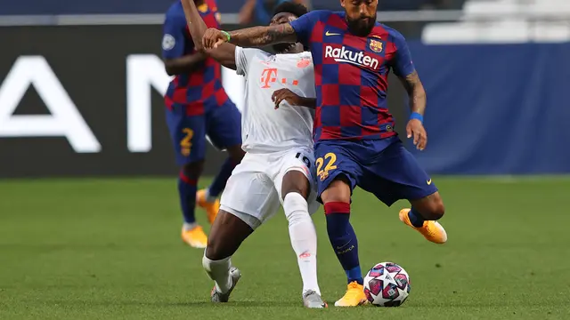 Arturo Vidal, Alphonso Davies