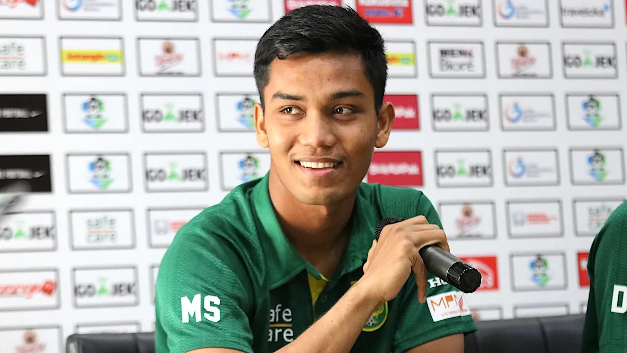 Kiper Persebaya Surabaya, Miswar Saputra