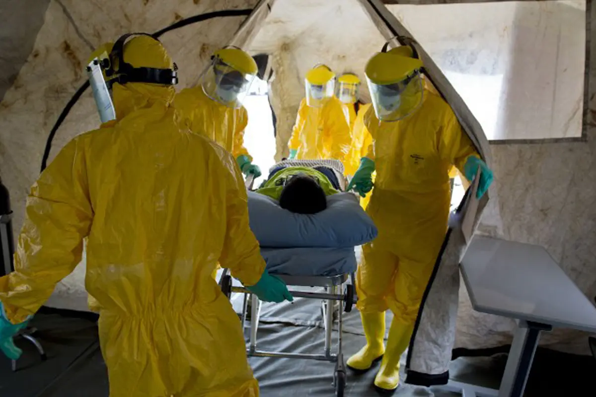 20150812-#CERITA Perjalanan Panjang Virus Mematikan Ebola