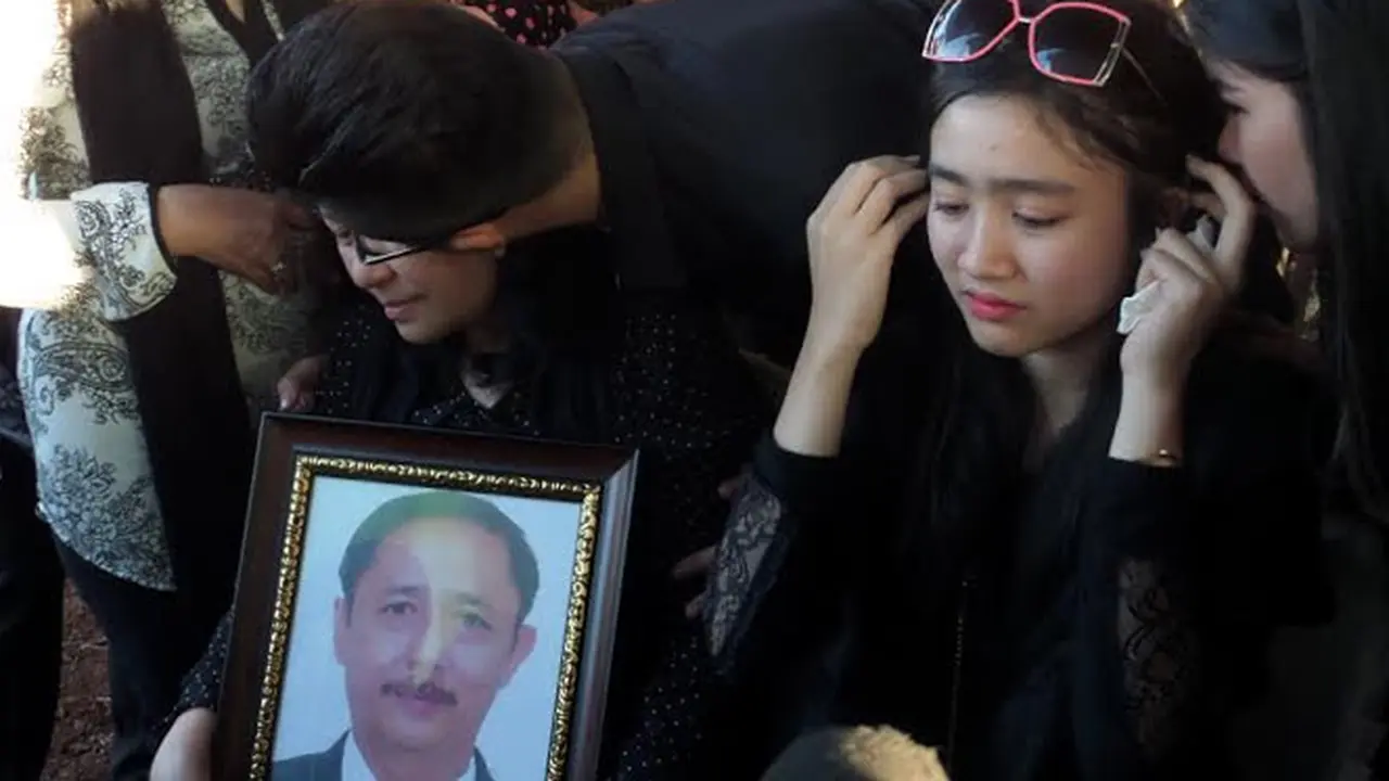 Febby Blink