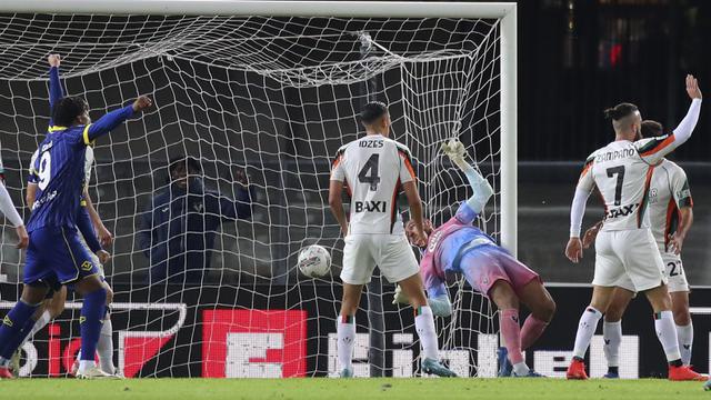 Foto: Sempat Unggul Melalui Gol Cepat, Jay Idzes Dkk Telan Kekalahan dari Hellas Verona di Liga Italia