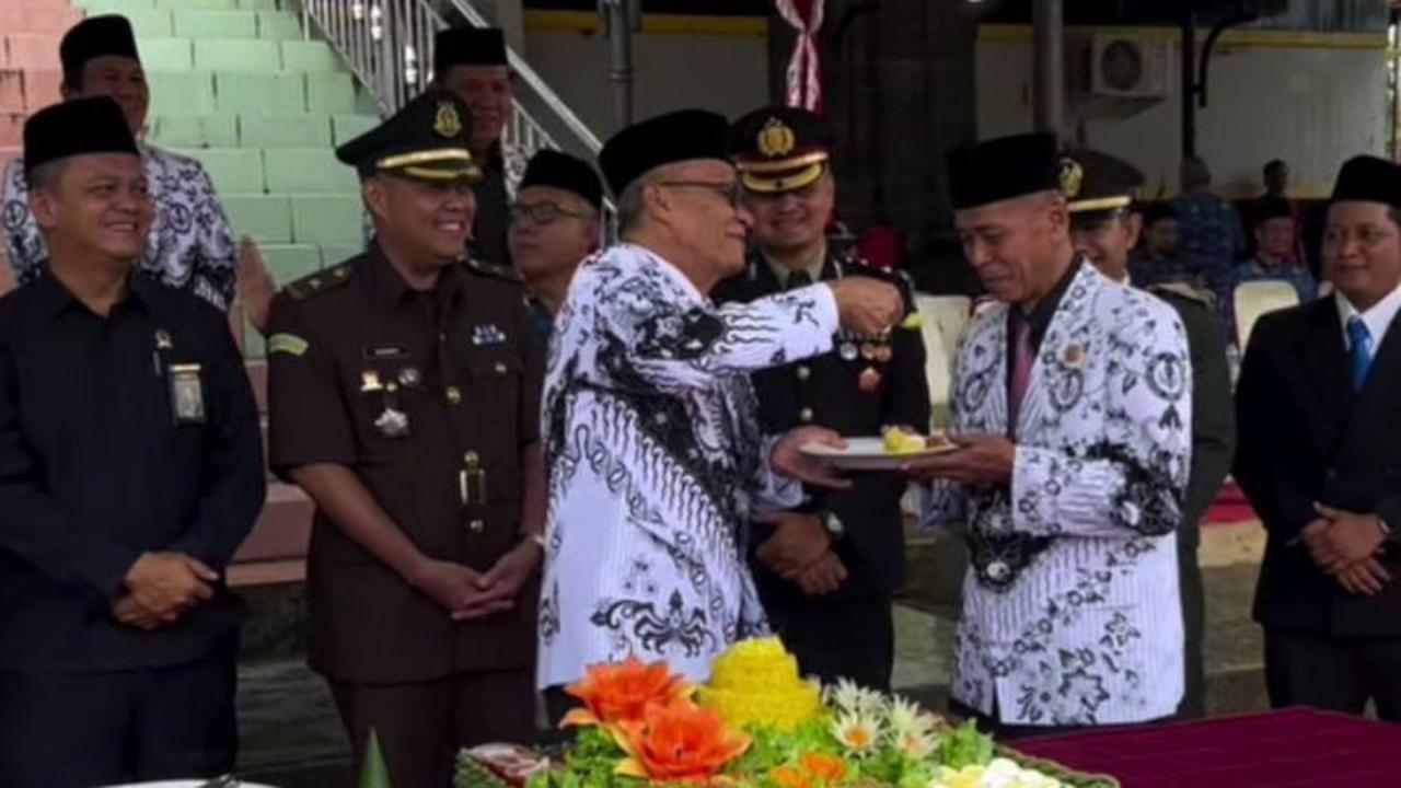 Pemkab Bangka Barat Tingkatkan Profesionalitas Guru Demi Generasi Unggul Indonesia Emas 2045