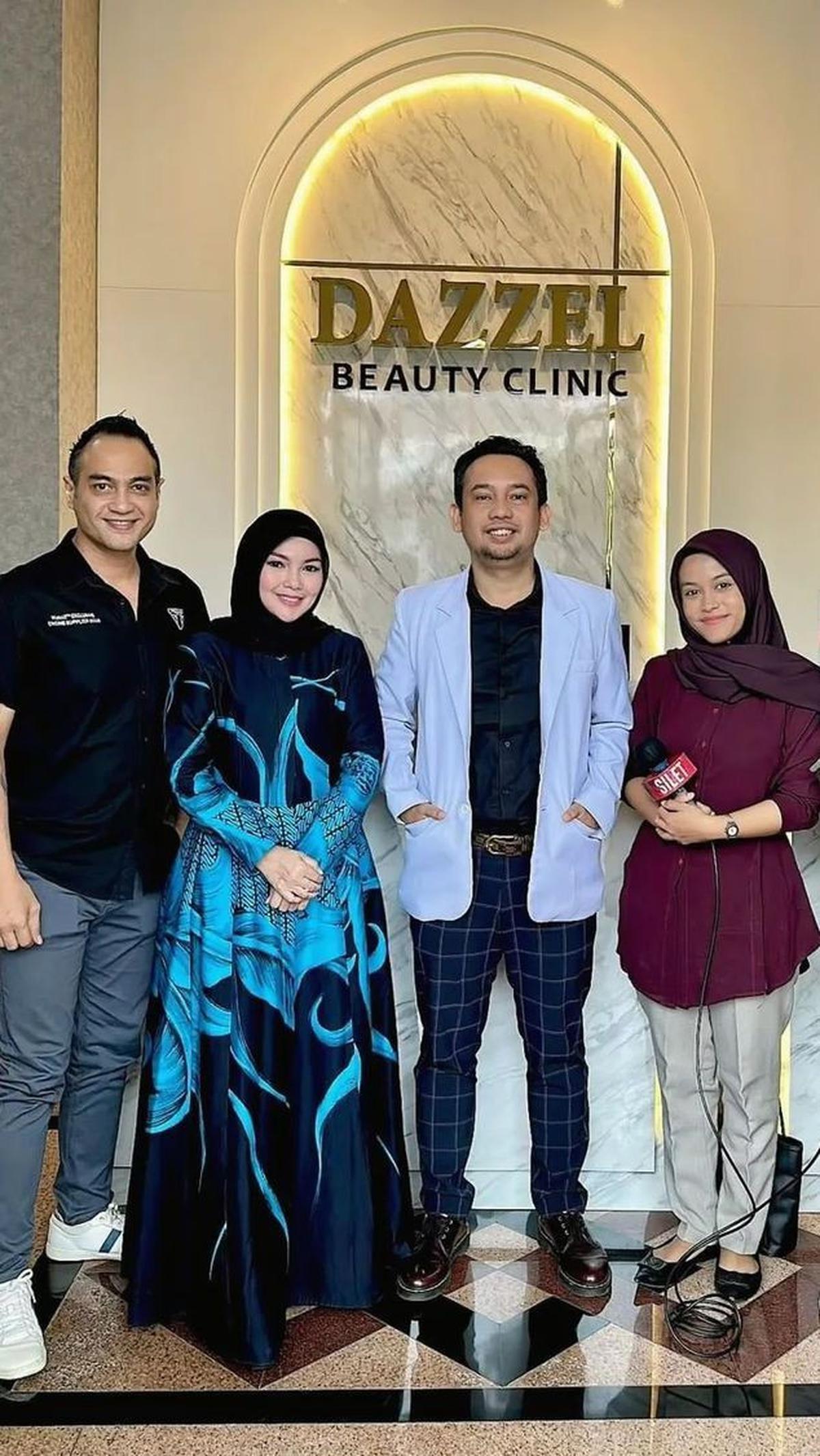 Sudah Lama Dekat