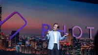 Chairman Asus Jonney Shih di peluncuran Asus Zenfone 4 di Next TV Studio Taiwan. Liputan6.com/Agustin Setyo Wardani