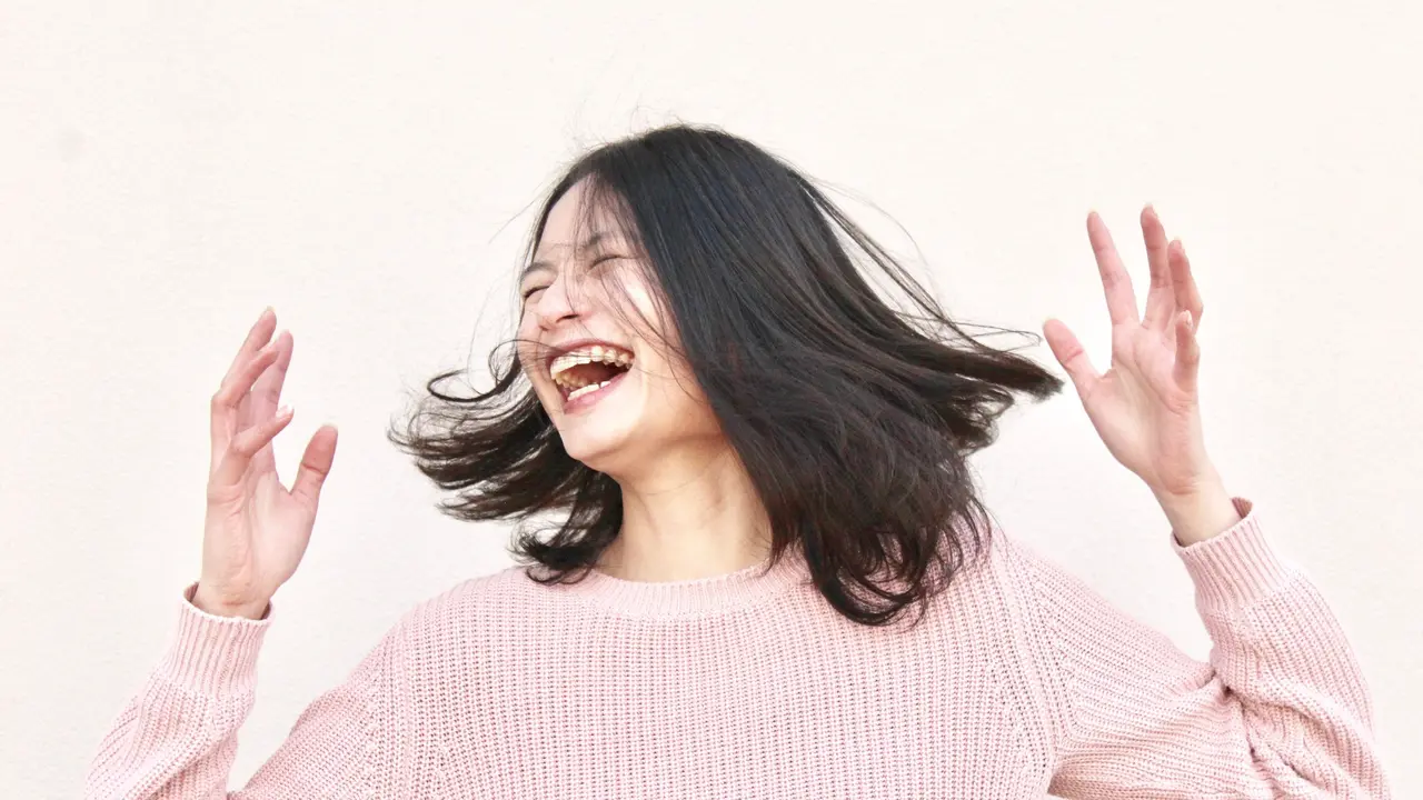 Tertawa/unsplash Gabrielle
