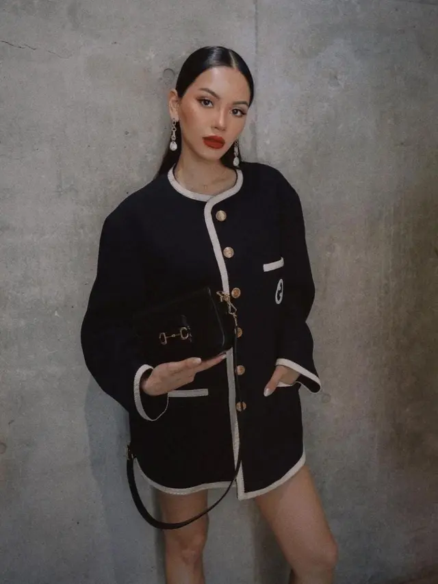 Outfit Hitam Ala Alyssa Daguise