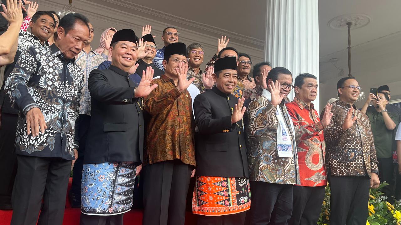 Momen Anies, Ahok, Foke hingga Bang Yos Tulis Harapan 2025 di Balai Kota, Jokowi dan Heru Budi Absen