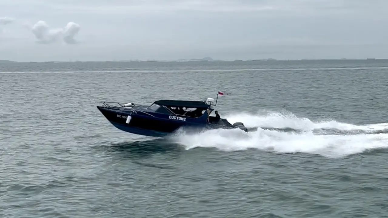 Patroli laut Bea Cukai di perairan Batam. (Foto: Istimewa)