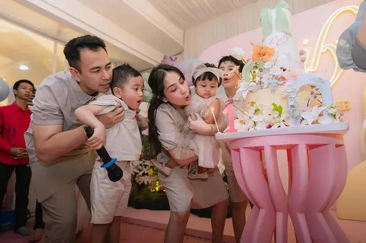 10 Potret Ulang Tahun Lily Anak Raffi Ahmad, Digelar Meriah di Rumah Andara