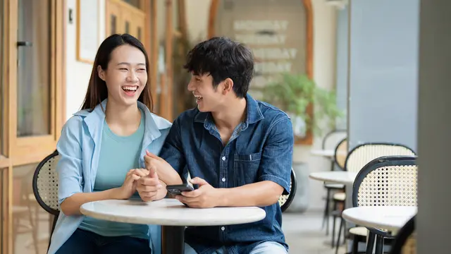 couple september cinta teman