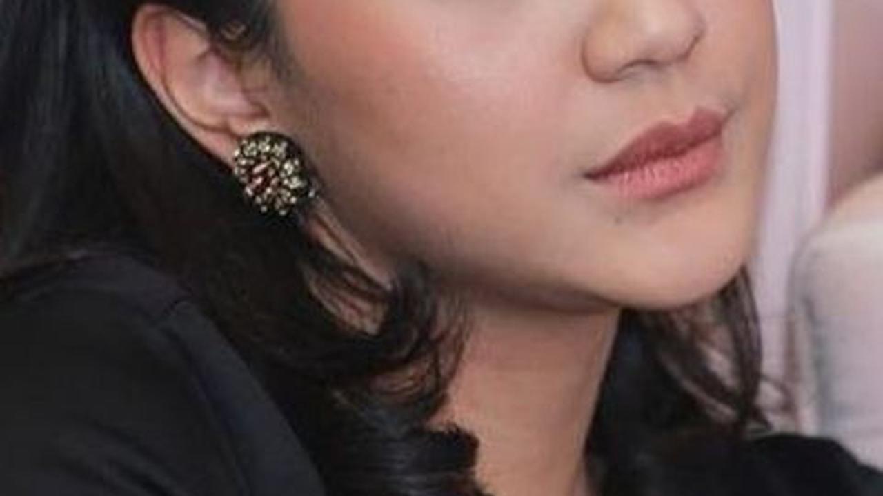 Sosok Putri Tanjung