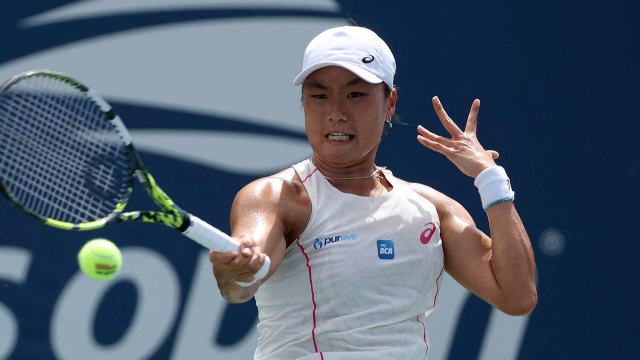 FOTO: Petenis Indonesia Janice Tjen Ukir Sejarah, Lolos ke Babak Kedua US Open 2025