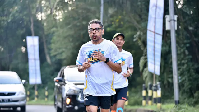 Kegiatan Lari Ultra Marathon 57 KM dalam Rangka HUT Perum BULOG ke-57