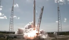Sisa Roket SpaceX Falcon 9 Menghantam Bulan