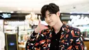 Melansir Koreaboo, Senin (21/8/2017), Lee  Jong Suk mengatakan bahwa selama ini ia selalu memperhatikan aktingnya di setiap drama yang ia bintangi. Namun terdapat satu hal yang membuatnya kecewa. (Instagram/jongsuk0206)