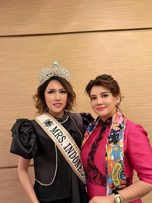 Mrs Indonesia Globe 2024, Noviana Darmadji.