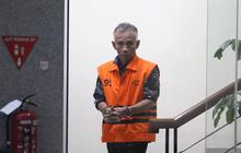 FOTO: KPK Dalami Peran Ayah Bupati Bekasi dalam Kasus Suap Proyek