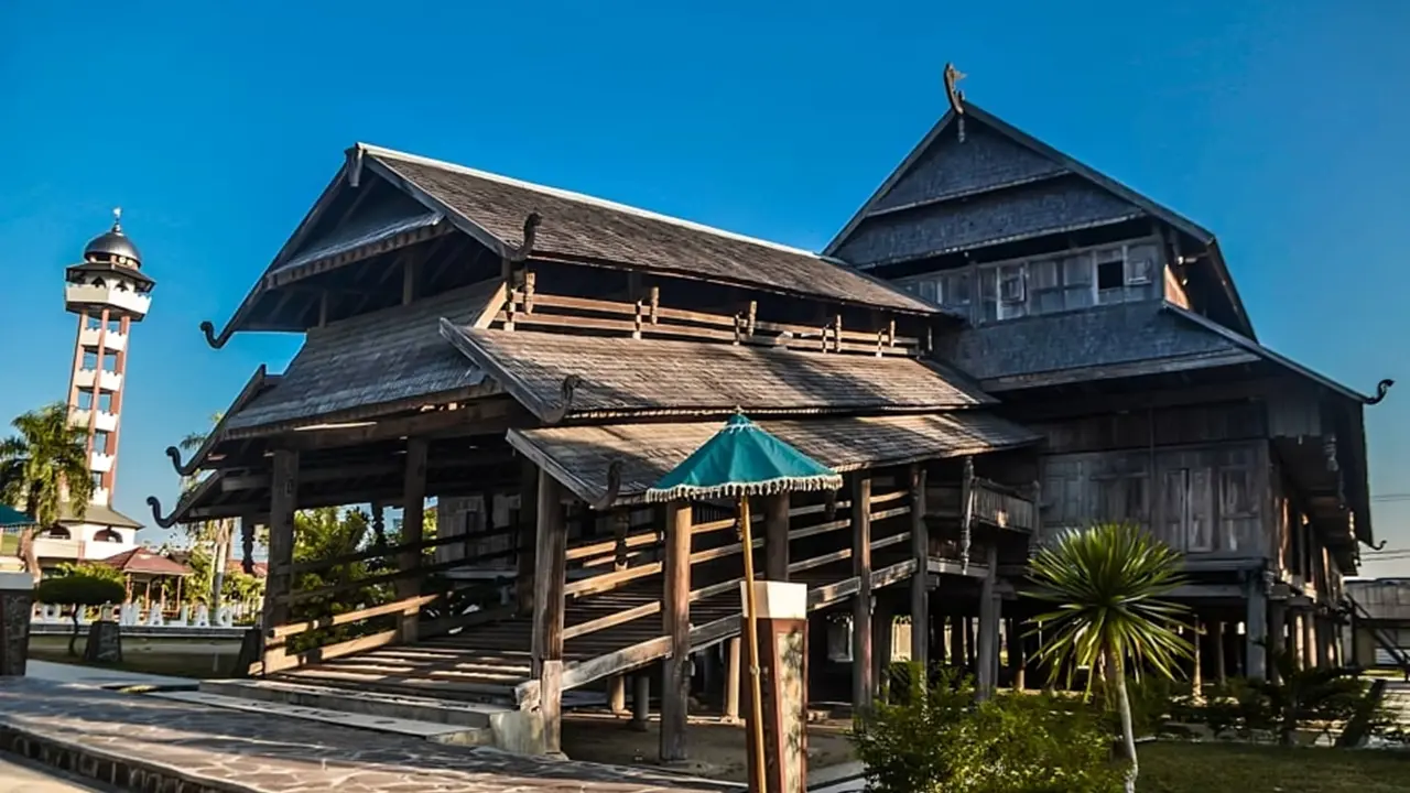 Rumah Adat Nusa Tenggara Barat