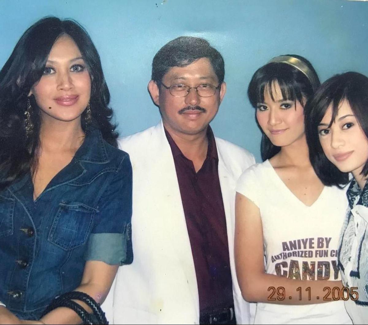 Djaja Surya Atmadja ini juga mengambil gelar Ph.D di Jepang pada tahun 1995 dalam bidang DNA.