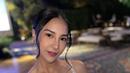 Potret Anya Geraldine saat berselfie. Selain paras cantik Anya, terlihat gaun tersebut memiliki detail manik-manik yang memberi kesan elegan. Wanita berusia 26 tahun tersebut menulis keterangan di akun Instagram pribadinya.
"White brings out my inner fairy," (Instagram/anyageraldine)