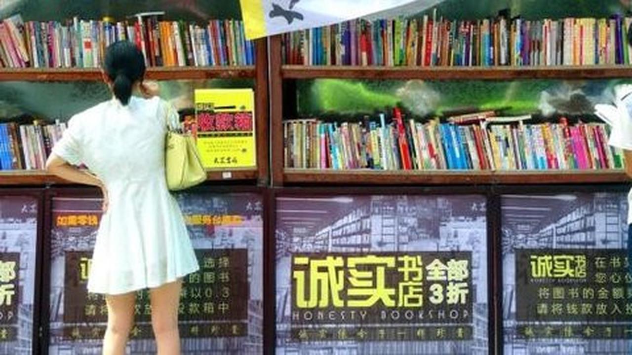Toko buku di China ini tak punya penjaga dan kasir, kok bisa?