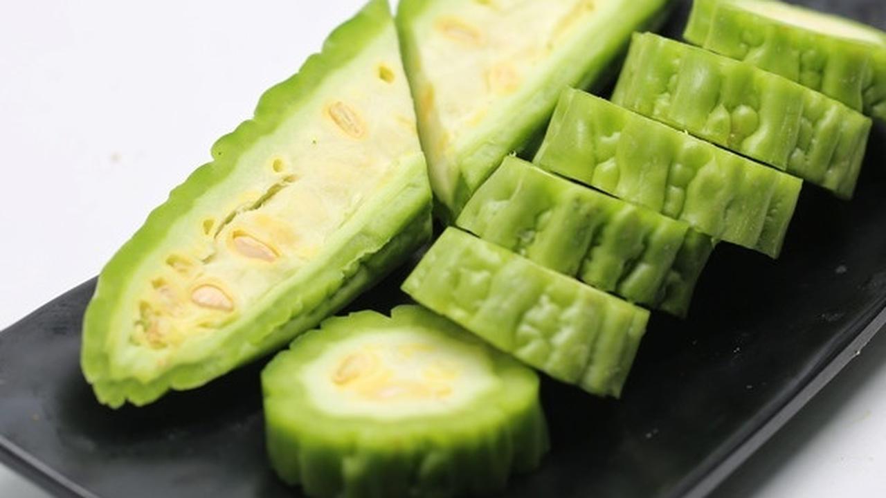 Ilustrasi Sayuran Pare, Sayur Pare, Buah Pare