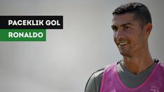 Eks Real Madrid, Raul Albiol, mengungkapkan komentarnya soal paceklik gol Cristiano Ronaldo.