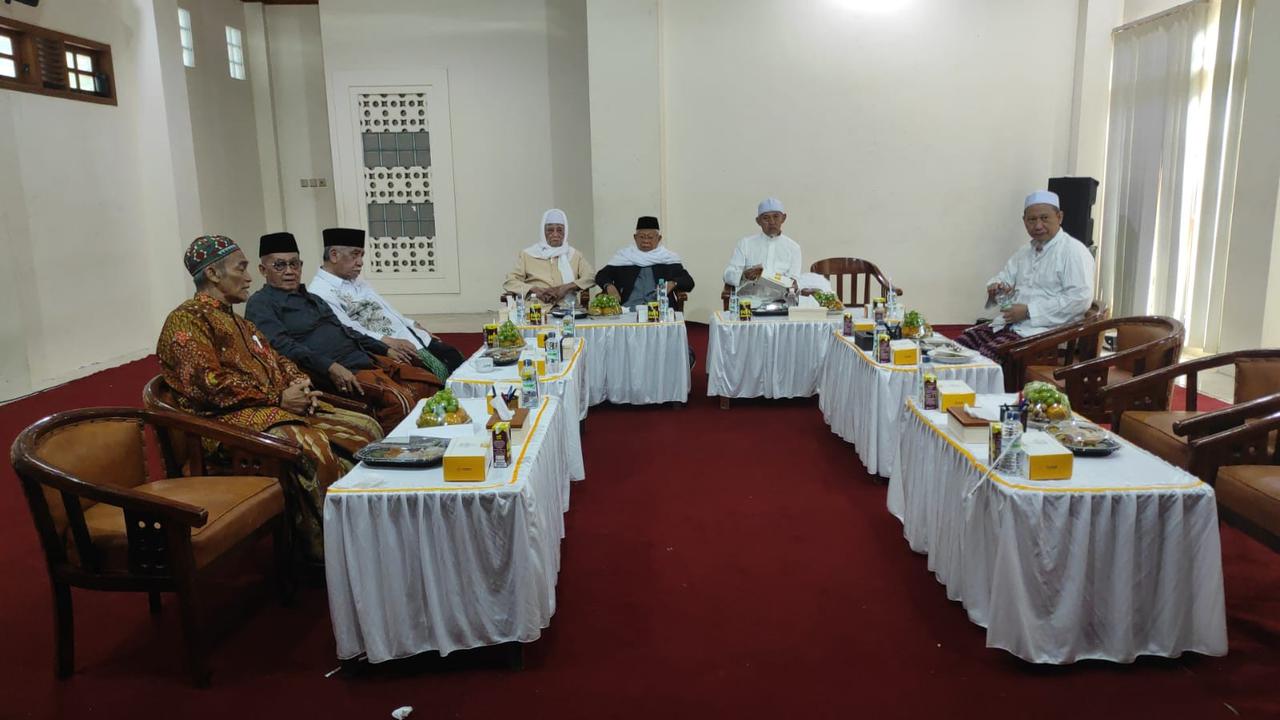 Kiai Sepuh Lirboyo Titip 7 Pesan Jelang Muktamar NU