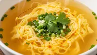 Cara Memasak Sup Telur Kuah Bening Sederhana yang Mudah, Hangat dan Lezat