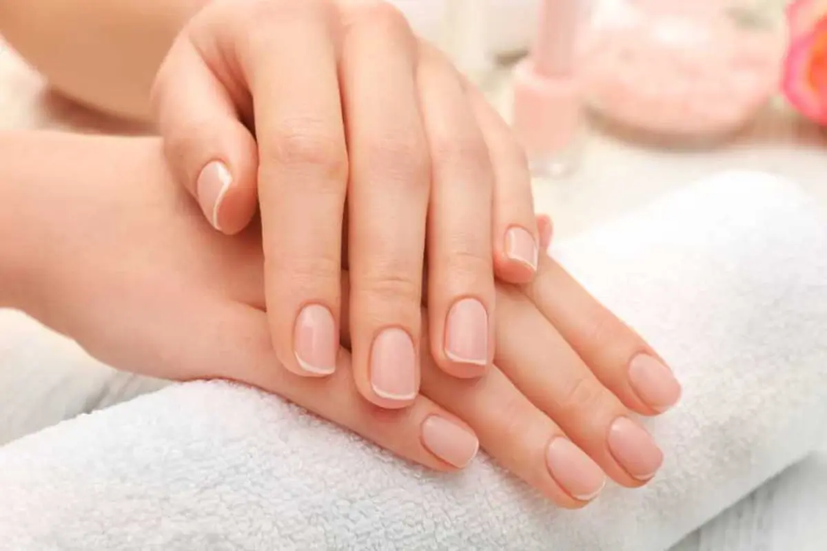 Kuku Cantik dan Sehat dengan Minyak Kelapa