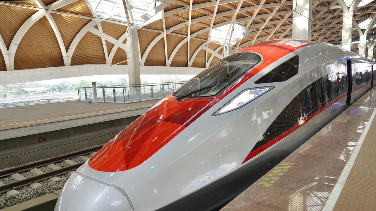 Libur Panjang Idul Adha 2024, Tiket Kereta Cepat Whoosh Terjual hingga 85 Ribu