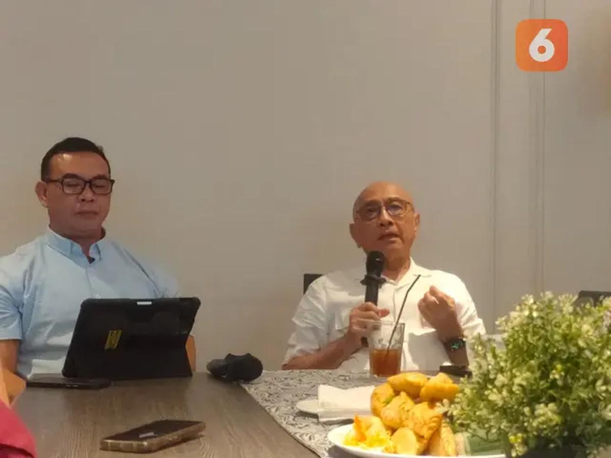 Prof. Dr. dr. Aman Bhakti Pulungan, Sp.A, Subsp. End., FAAP FRCPI (Hon.) dan Banarsono Trimandojo Small Group Media Interview CDiC Diabetes Camp, Rabu, 10 September 2025.