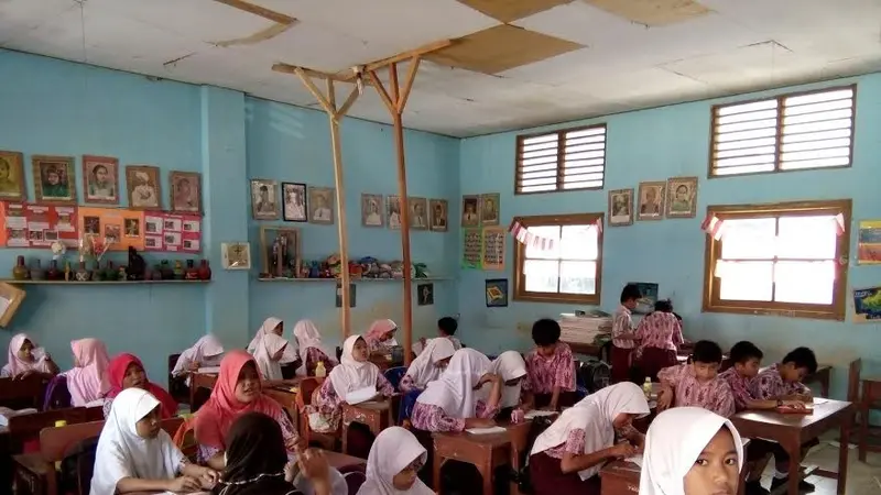 Sekolah rusak