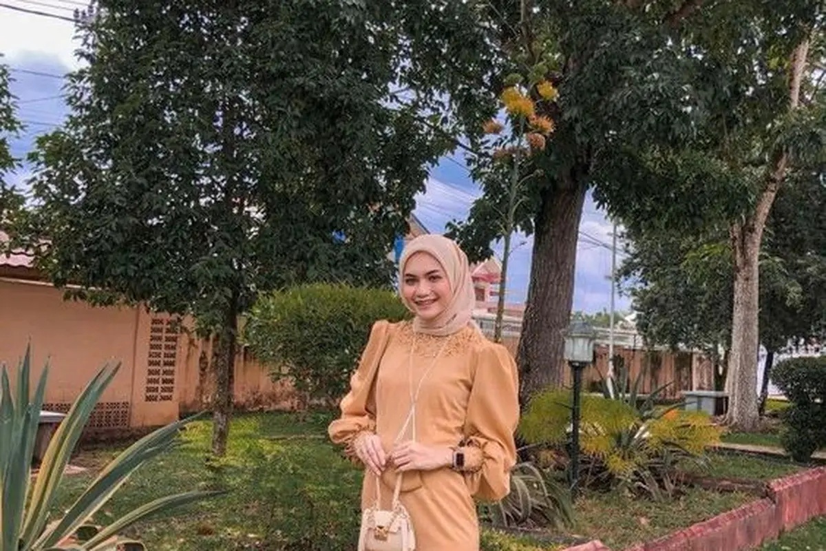 6 Baju Model Bridesmaid Hijab yang Cantik dan Anggun di 2024