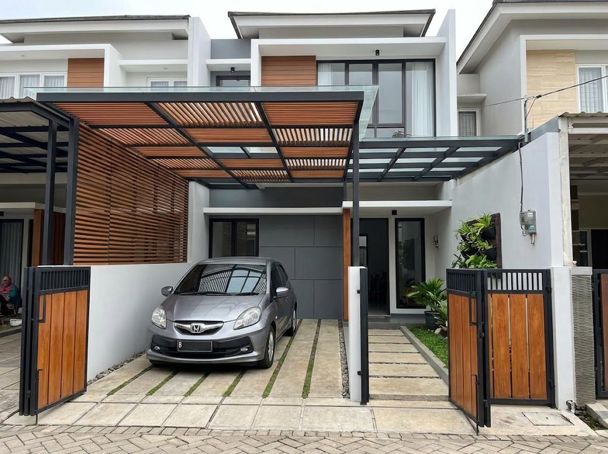 9 Model Carport untuk Rumah Lebar 5 Meter, Minimalis Tanpa Terlihat Sempit