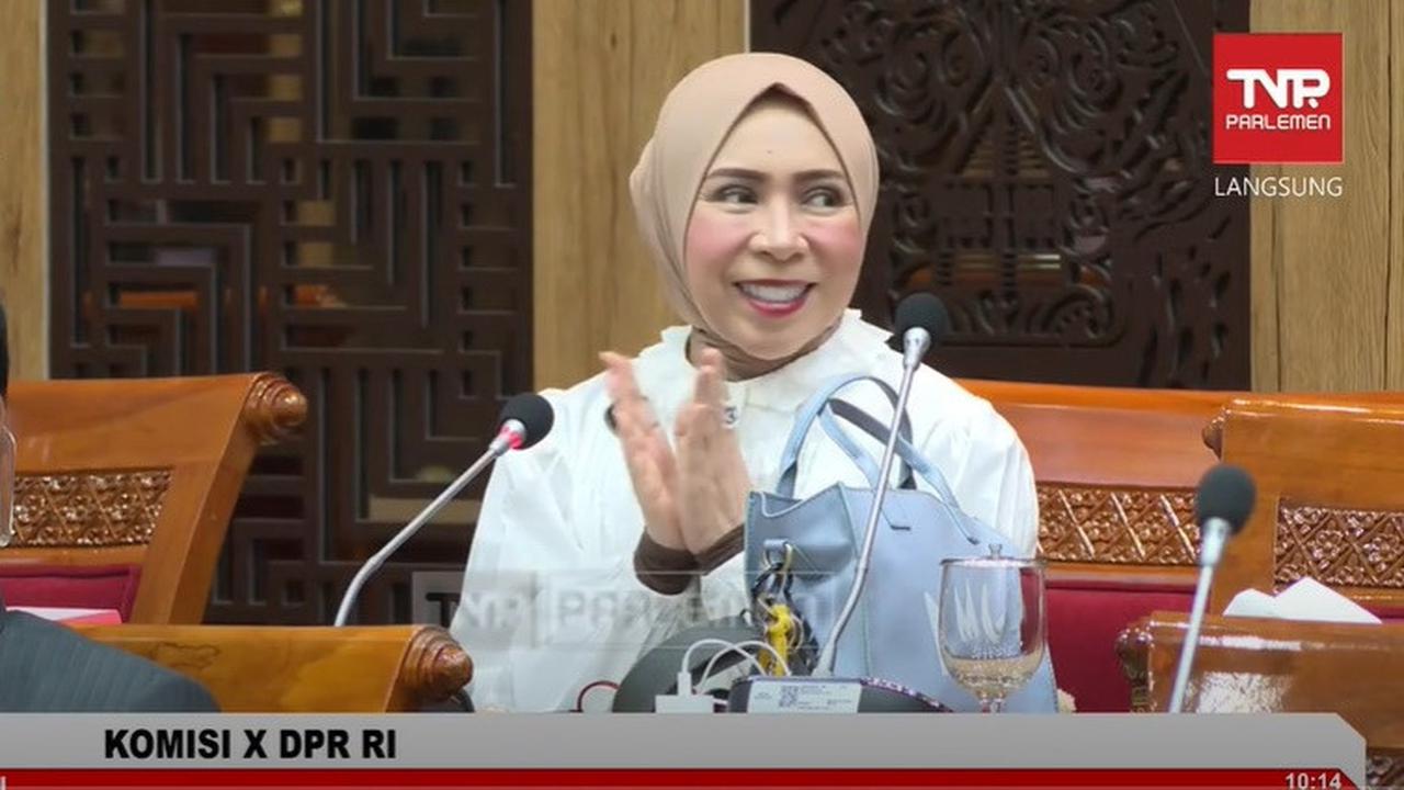 Momen Melly Goeslaw dan Ahmad Dhani Nyanyi Saat Rapat Komisi X DPR RI, Tuai Sorotan
