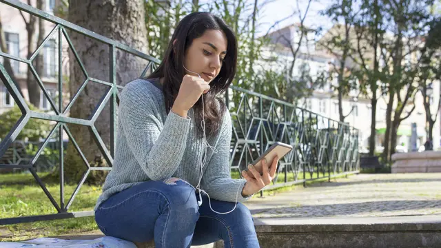 wanita september diremehkan