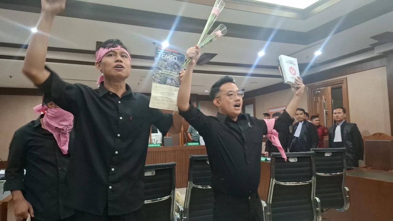 Delpedro Dkk Jalani Sidang Perdana, Didakwa Hasut Demo Agustus 2025