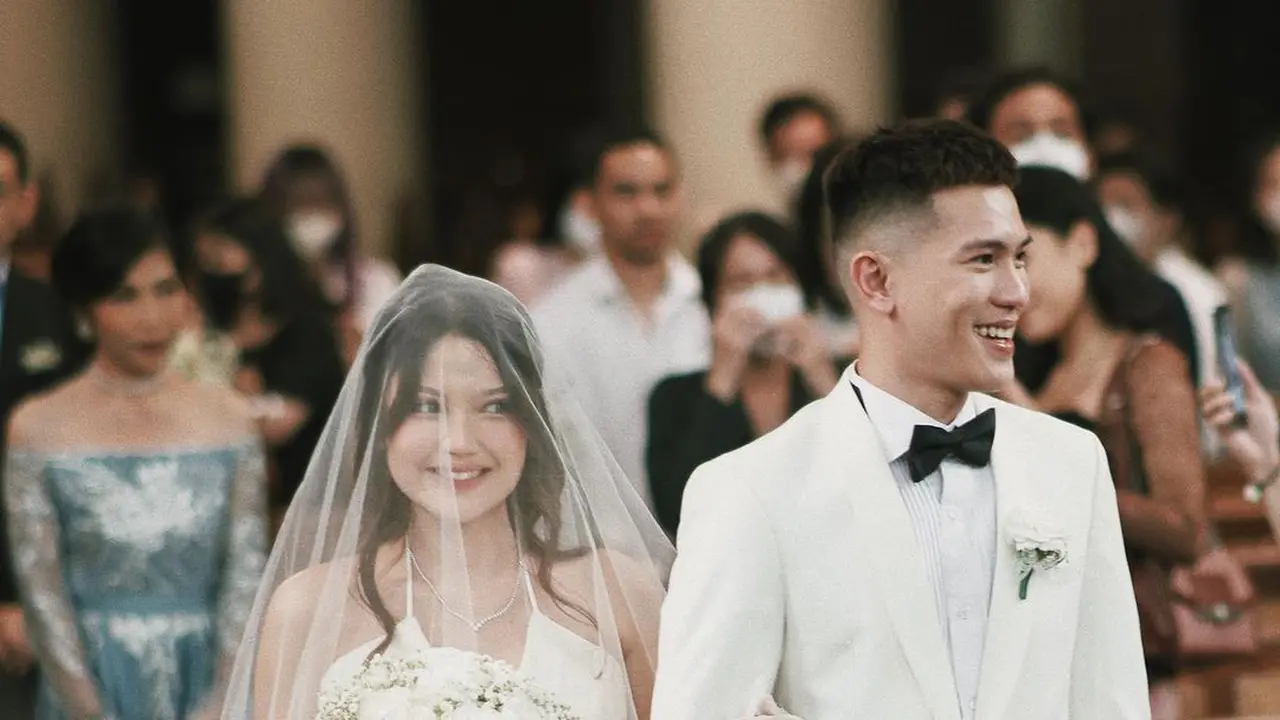 Julian Jacob Umumkan Kelahiran Anak Pertama Usai 5 Bulan Nikah, Ini 6 Potret Mesranya dengan Istri