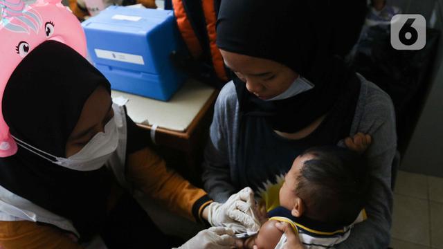 76 Anak Mengikuti Bulan Imunisasi Anak Nasional