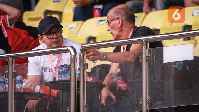 Foto: Kandidat Pelatih Arema FC, Fernando Valente Pantau Langsung Skuad Singo Edan saat Imbangi Persija Jakarta di BRI Liga 1 2023/2024