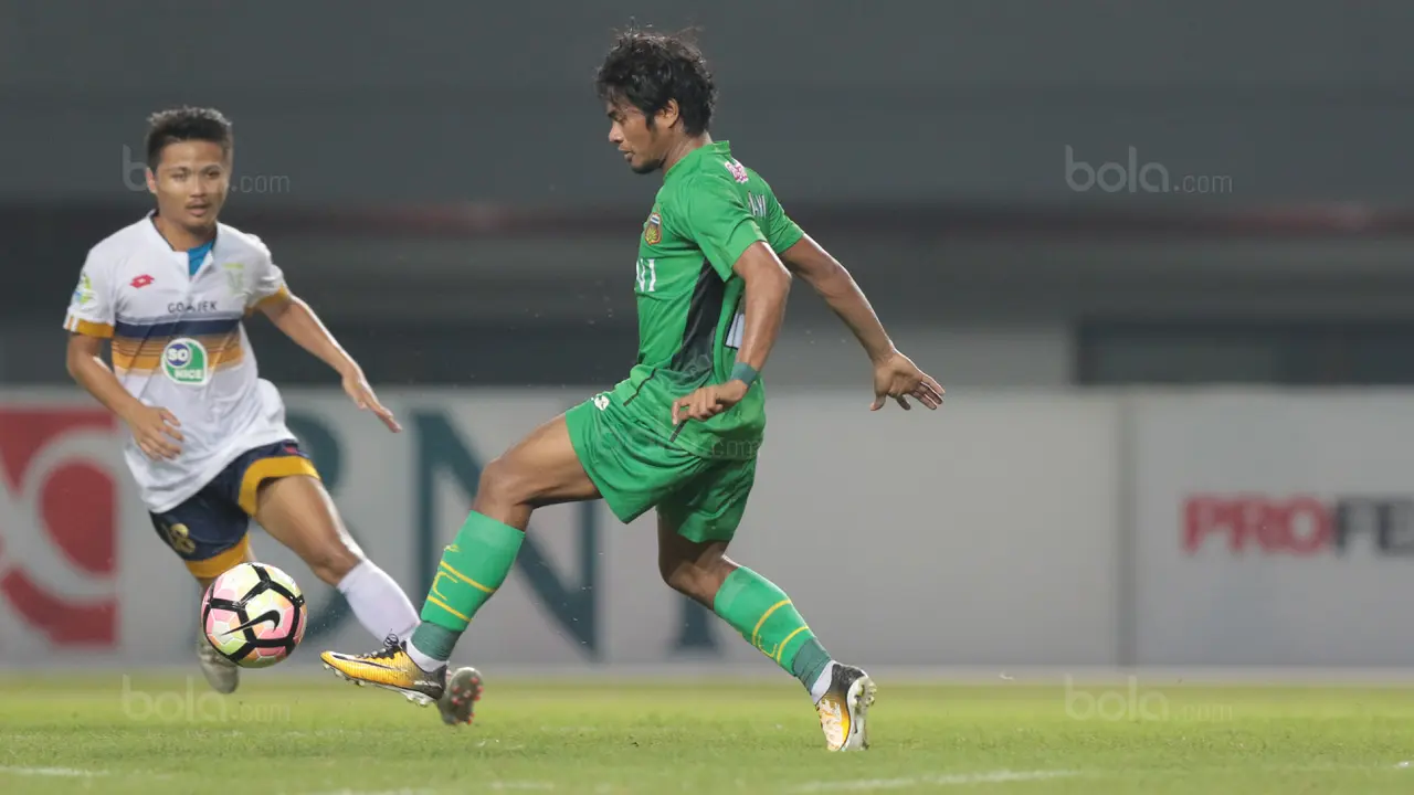 Bhayangkara FC, Liga 1 2017, Persela Lamongan, Bola.com