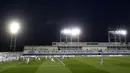 Suasana pertandingan La Liga Spanyol antara Real Madrid dan Valencia di Estadio Alfredo Di Stefano, Madrid, Spanyol, Kamis (18/6/2020). Real Madrid menang 3-0 lewat dua gol Karim Benzema dan satu gol Marco Asensio. (AP Photo Manu Fernandez)