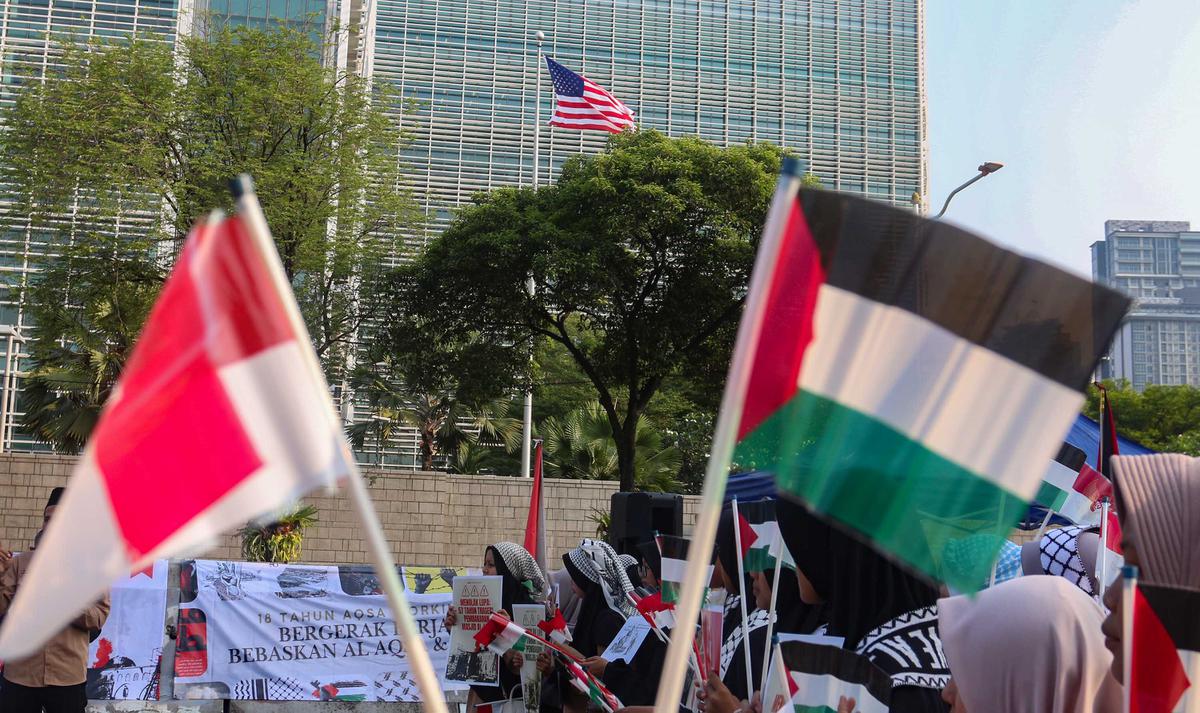 Mengenang Tragedi Al Aqsa, AWG Gelar Aksi di Depan Kedubes AS