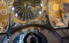 FOTO: Penampakan Gereja Era Bizentium Diubah Jadi Masjid, Di Kubahnya Masih Terlukis Wajah Yesus