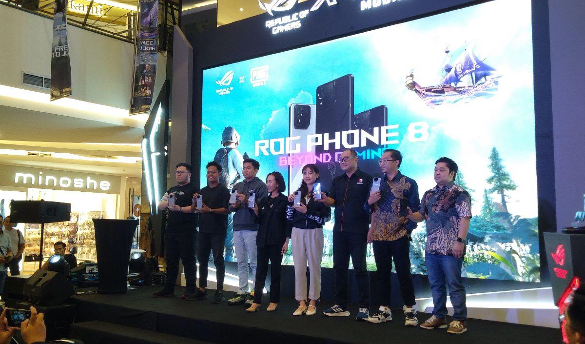 Fitur kamera AI pada ROG Phone 8 Series juga menghadirkan kemampuan fotografi dan videografi yang luar biasa.&nbsp;