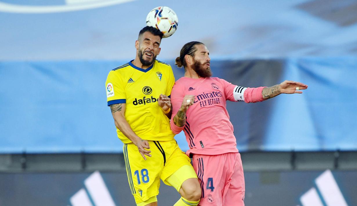 6. Alvaro Negredo (Cadiz) - Pemain veteran asal Spanyol ini sudah mencetak 112 gol dari 269 pertandingan di La Liga. Saat ini Negredo membela klub promosi Cadiz. (AFP/Pierre Philippe Marcou)