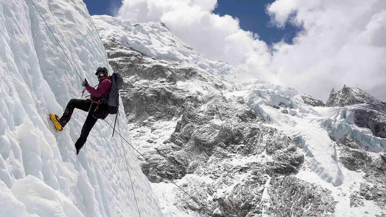 FOTO: Keindahan Alam Himalaya Menuju Basecamp Everest